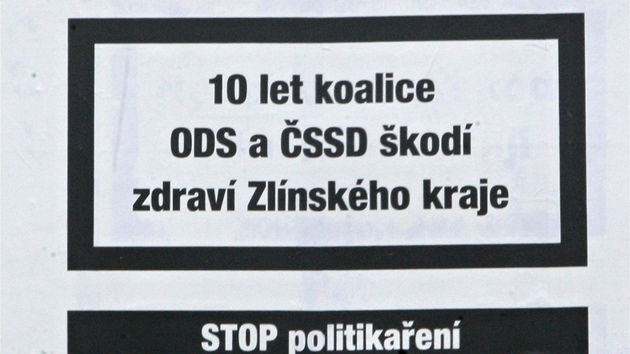 Nové billboardy prozrazují, kdo je autorem kampaně. Nové billboardy prozrazují, kdo je autorem kampaně.
