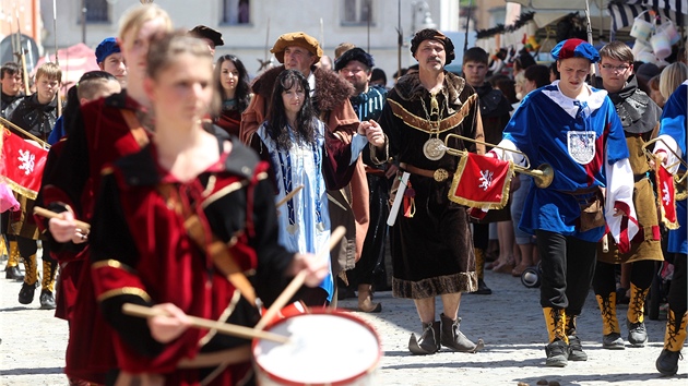 K Barchanu patí i prvod. V historických kostýmech mohli návtvníci spatit...