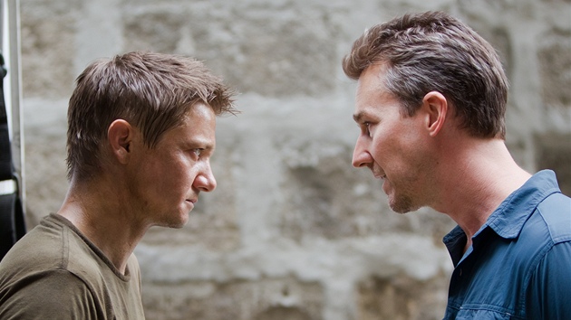 Jeremy Renner a Edward Norton