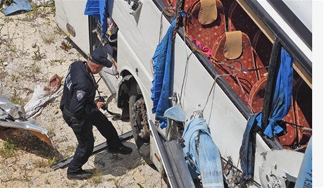 Policie vyetuje nehodu eské autobusu v Chorvatsku, pi ní zahynulo 8 lidí...