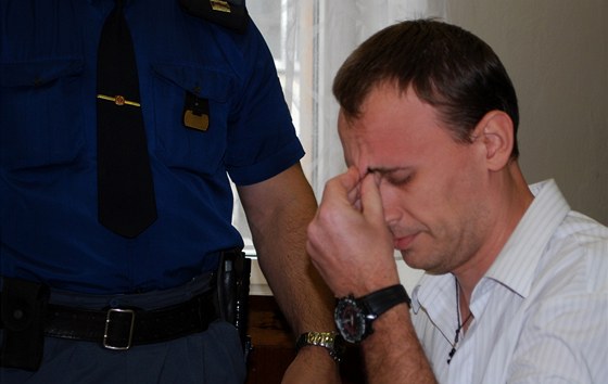 Odsouzený Jan Vajda v jednací síni Krajského soudu v Ostrav (22. ervna 2012)