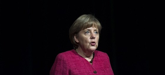 Angela Merkelová nesouhlasí se zavedením eurobond (ilustraní snímek).
