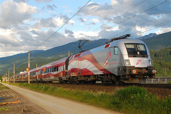 Nejdelí a nejrychlejí vlajka jezdí "vlakem" po Rakousku 