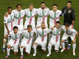 PORTUGALSKO. Ronaldo a spol. ped semifinále Eura proti panlsku.