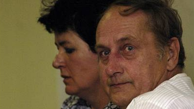 Bývalí zaměstnanci pošty Helena Baudyšová a Karel Molodčenko Bývalí zaměstnanci pošty Helena Baudyšová a Karel Molodčenko