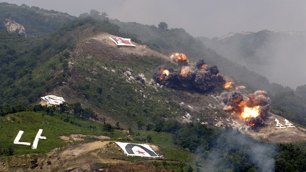 Spolené pozemní manévry USA a Jiní Koreje (22. ervna 2012)