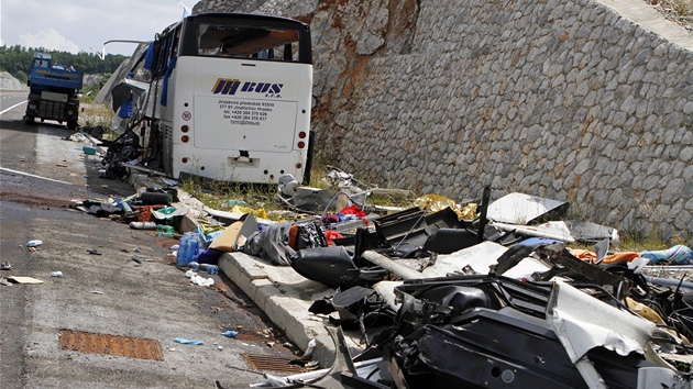 Nehoda eského autobusu v Chorvatsku, pi ní zahynulo 8 lidí. (23. ervna...