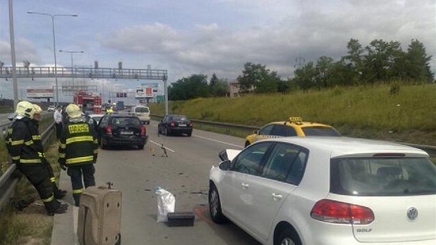 Nehoda ty aut na Praskm okruhu