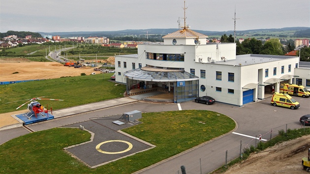 Pohled ze stechy pavilonu urgentní a intenzivní pée v jihlavské nemocnici