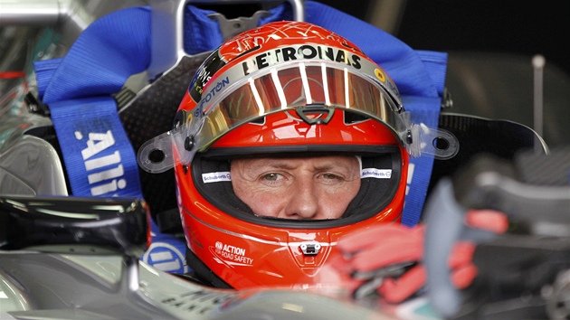 Michael Schumacher v prbhu druhých volných trénink Velké ceny Evropy formule