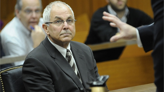 Peter Madoff, bratr podvodníka Bernarda Madoffa Peter Madoff, bratr podvodníka Bernarda Madoffa