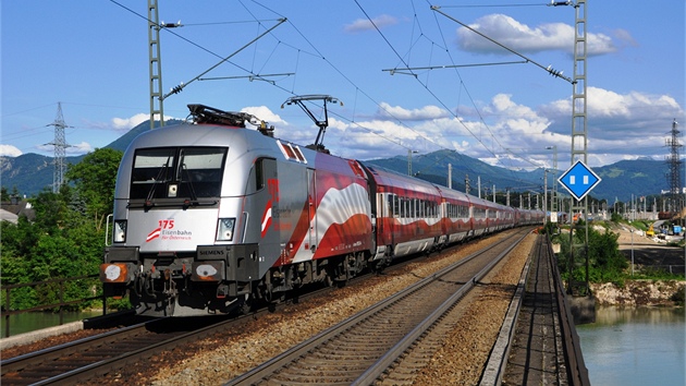 Nejdel a nejrychlej vlajka jezd "vlakem" po Rakousku 
