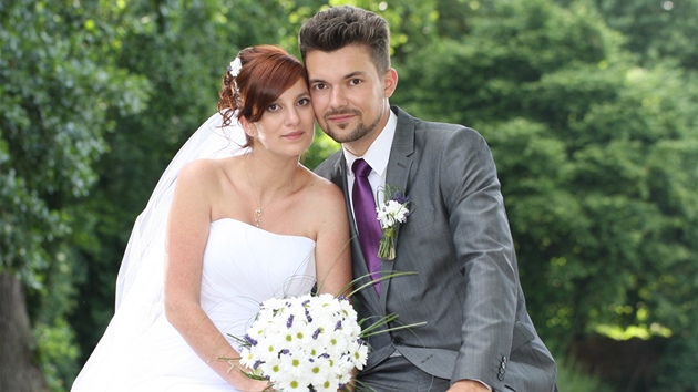 Manelé Tomá a Kamila Drahonovtí na svatební fotografii 