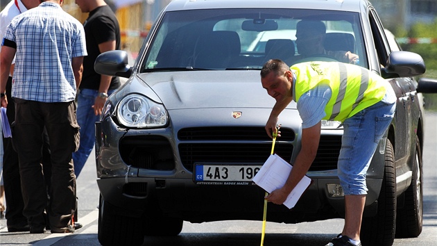 Policisté rekonstruují beznovou nehodu lobbisty Romana Janouka, pi ní