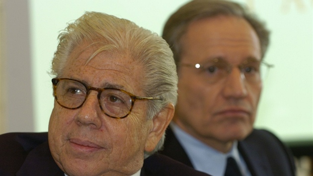 Dva nkdej parci, jejich cesty se rozely. Vlevo Carl Bernstein, vpravo Robert Woodward