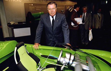 Automobilov designr Sergio Pininfarina