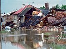 Troubky ponien velkou povodn v roce 1997.