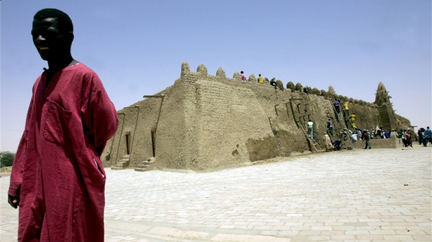 Islamisté z Jednotného hnutí pro dihád v roce 2012 okupovali sever Mali.