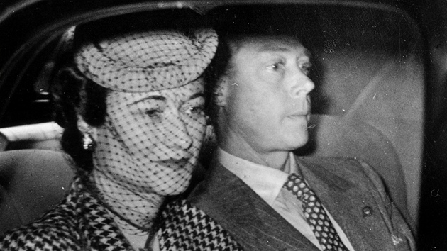 Wallis Simpsonov s manelem Edwardem, potomkem anglickho krle Jiho V.