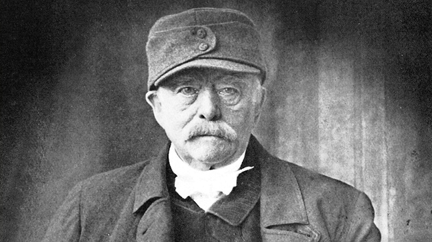 Bismarck v Jihlav promluvil z vlakovho oknka salonnho vozu k davm lid.