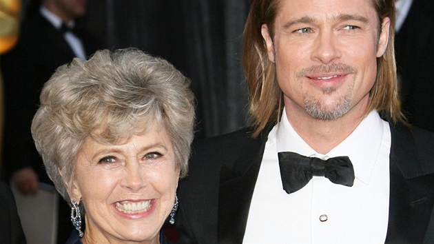 Brad Pitt a jeho matka Jane