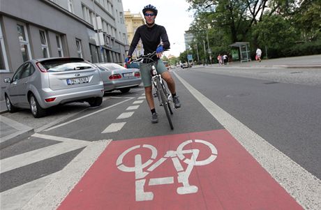 Redaktor MF DNES Zdenk Meitner si vykouel, jak funguje cyklistická doprava v