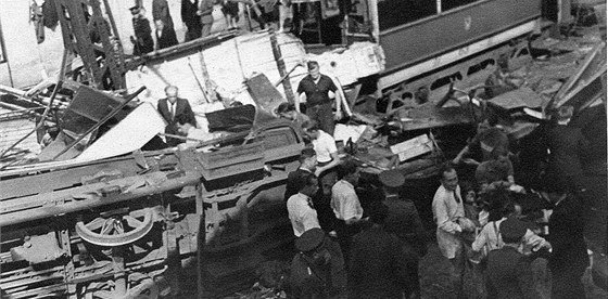 V tramvaji, která jela z kopce a nebrzdila, zahynulo 13. ervence 1947 30 lidí...