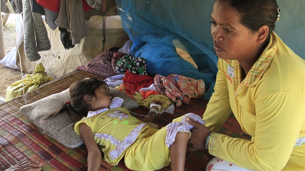 Kambodu suuje neznámá dtská nemoc (9. ervence 2012)