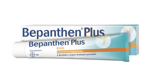 Krm Bepanthen Plus s dexpanthenolem okamit dezinfikuje a l puche a praskliny ke a pomh zklidit, Bayer, info o cen v lekrnch