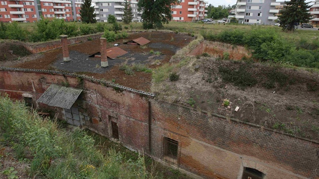 Olomouck pevnost Fort Tafelberg, kter se nachz na Tabulovm vrchu v arelu olomouck Fakultn nemocnice.