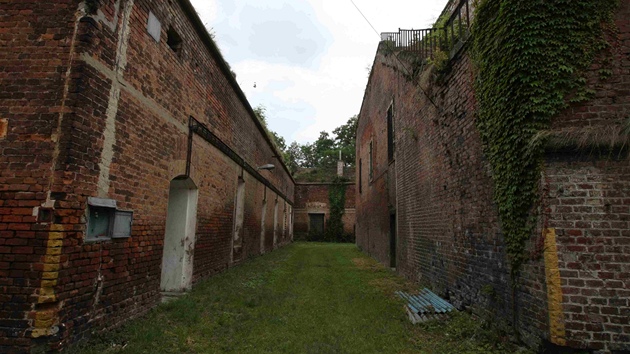 Olomouck pevnost Fort Tafelberg, kter se nachz na Tabulovm vrchu v arelu olomouck Fakultn nemocnice.