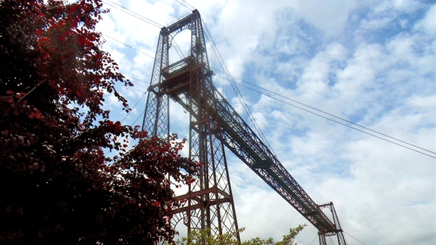 Puente Colgante de Vizcaya, nejstarí visutý most s gondolou na svt je na