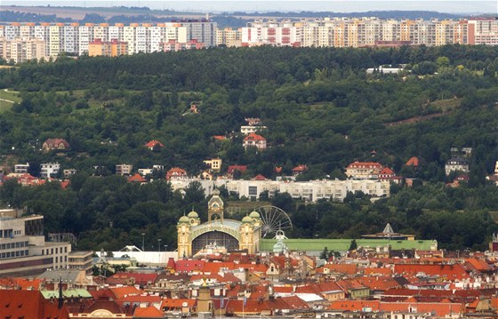 Prmyslový palác v areálu praského Výstavit