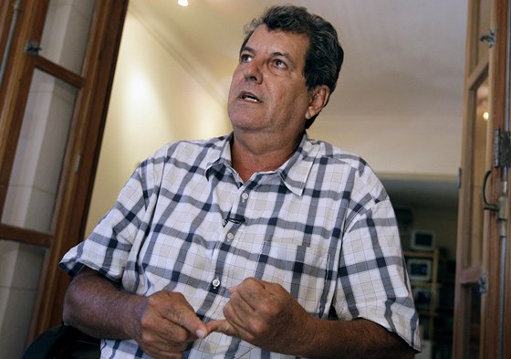 Kubánský disident Oswaldo Payá zemel pi nehod, idi za to dostal tyi roky vzení.