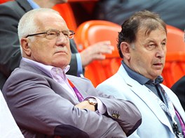 Utkání eských basketbalistek s výbrem íny navtívil prezident Václav Klaus a...