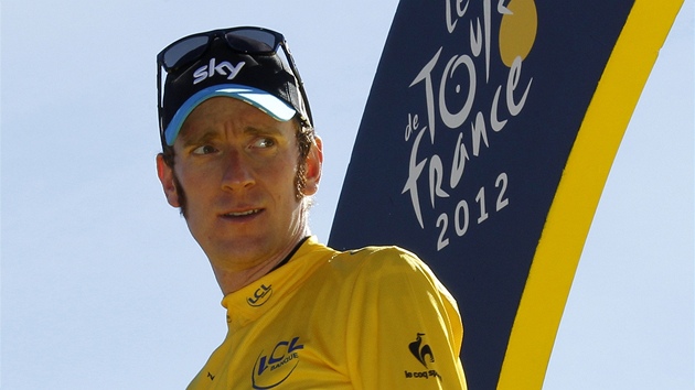 TEN MU S KOTLETAMI. Bradley Wiggins, vtz Tour de France 2012.  