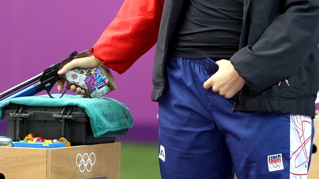 eka Lenka Marukov v olympijskm finle ve stelb ze vzduchov pistole. (29. ervence 2012)
