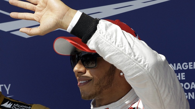 SLUNCE MI NEVAD. Lewis Hamilton ovldl v Maarsku kvalifikaci Velk ceny formule 1.