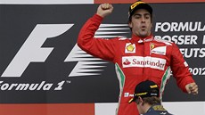 VÍTZ. Fernando Alonso slaví triumf ve Velké cen Nmecka. 