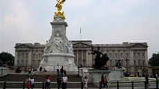 ÁDNÁ ZMNA. Buckinghamský palác, sídlo britské královny, olympiáda nikterak...