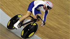 BRITSKÝ HRDINA. Chris Hoy získal v Peingu tři olympijská zlata. Kolik jich... BRITSKÝ HRDINA. Chris Hoy získal v Peingu tři olympijská zlata. Kolik jich...