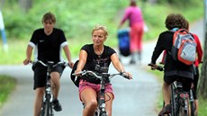 Cyklostezka mezi Lipnem nad Vltavou a Frymburkem není prázdná ani v pípad