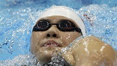 ZA REKORDEM. íanka Jie '-wen si plave pro svtové maximum na trati 400 metr