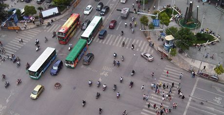 ína, Kunming (ervenec 2012)