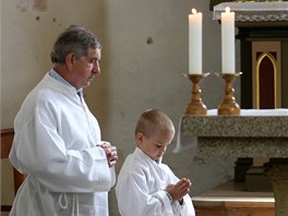 Me v íhoském kostele ke 110. výroí narození pátera Josefa Toufara.