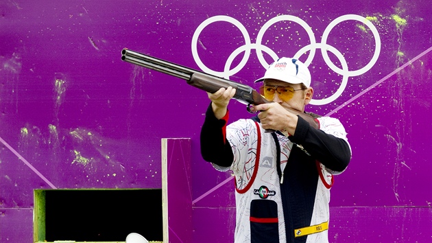 Brokov stelec Jan Sychra v kvalifikanm kole. (31. ervence 2012)