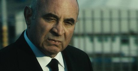 Bob Hoskins 