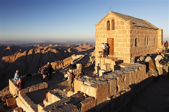 Sinaj, Hora svaté Kateiny - nejvyí hora Egypta a zárove oblíbený cíl turist