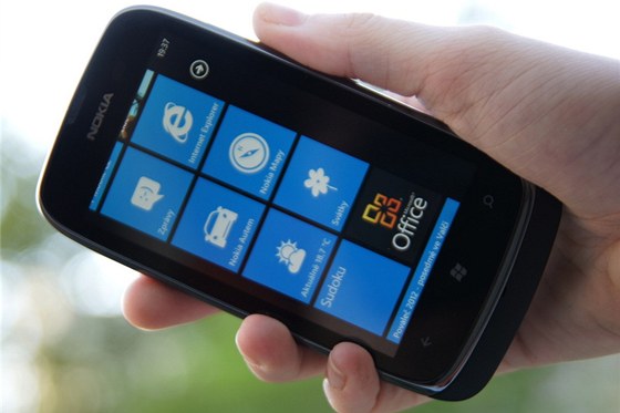 Nokia Lumia 610 je jednoduchý smartphone s operaním systémem Windows Phone