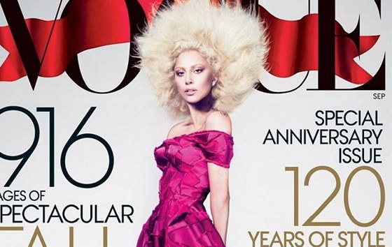Lady Gaga na obálce Vogue (záí 2012)